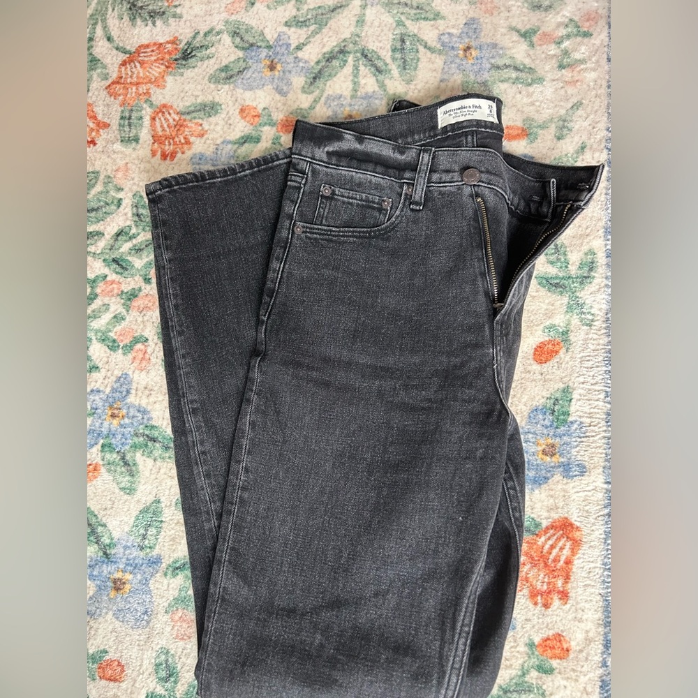Abercrombie and Fitch Jeans Women’s 8